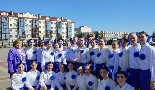 Несокрушимое и легендарное